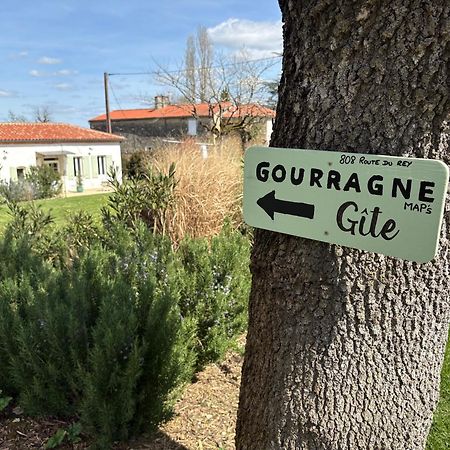 Maison De Vacances Gondrin エクステリア 写真